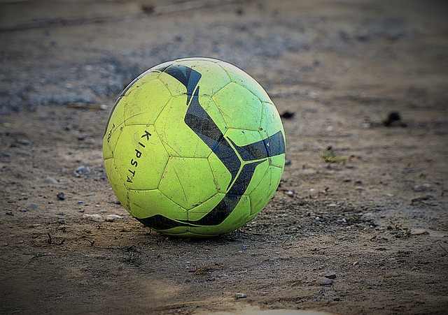 的表现也不 的表现也不